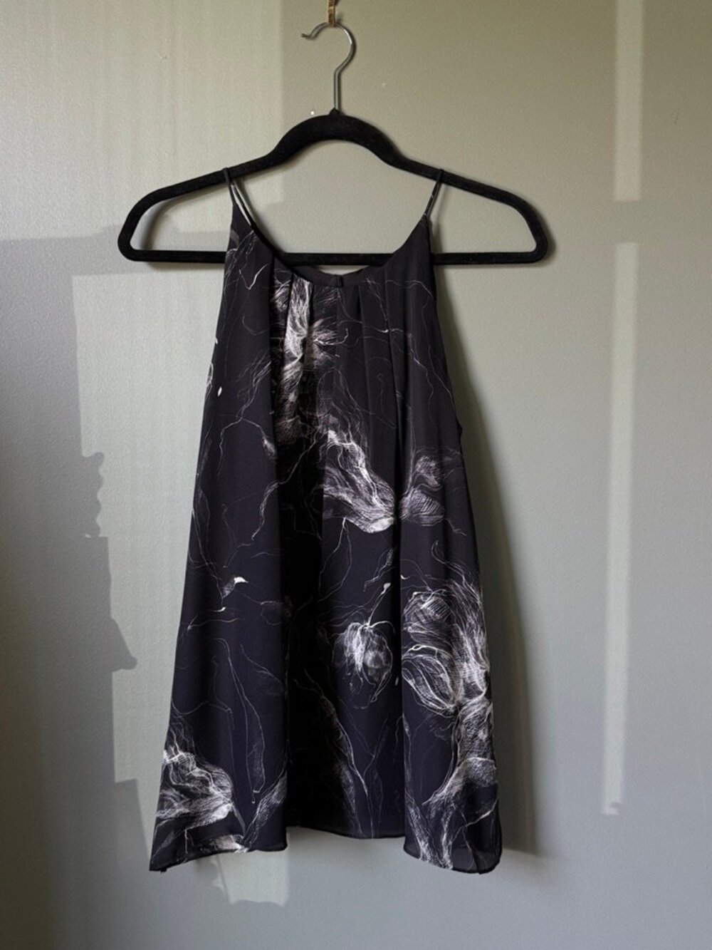 Milly Etched Floral Pleated Tank - Size 6